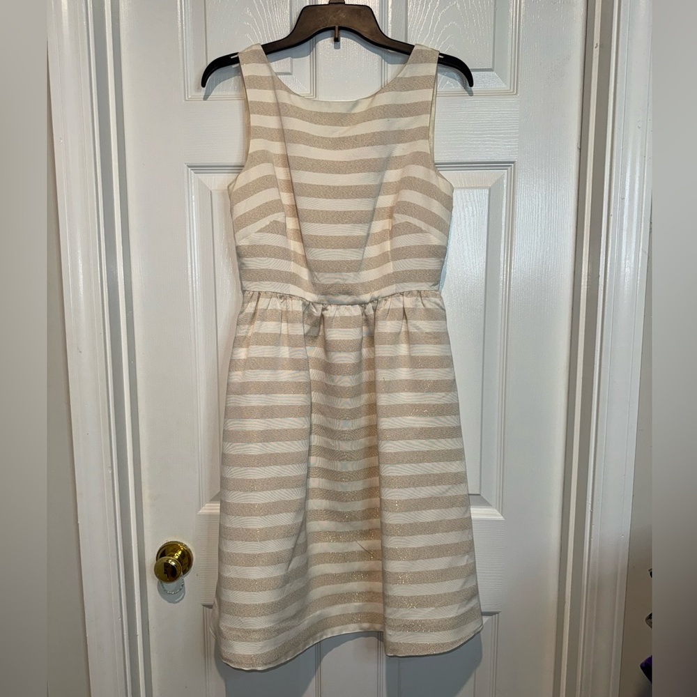 Lilly Pulitzer Elegant Cream and Gold Striped Dress. Size 8